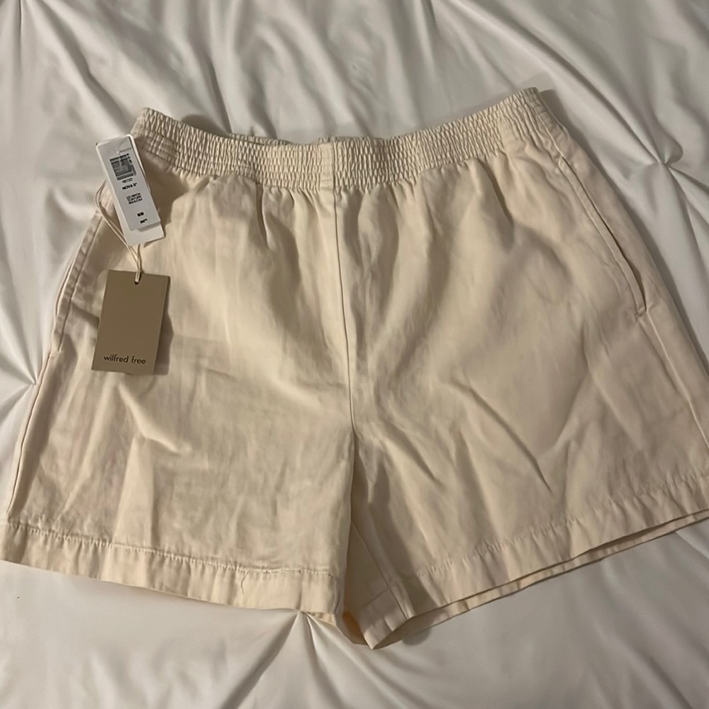 Wilfred Cream Women's Shorts
